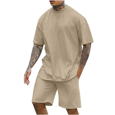 10000 cantidad Set de dos piezas de camiseta y pantalón corto de cuello redondo para hombres con otro peso de tela