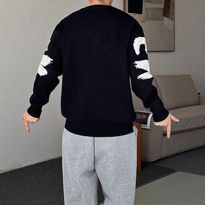 Suéter espeso para hombres con diseño de letras grandes perfecto para la moda y la comodidad de invierno