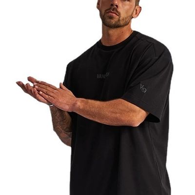 Camiseta de hombre de gran tamaño de verano esencial en método de tejido de punto y patrón de impresión