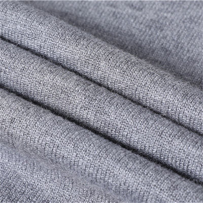 Pullover de color sólido de algodón y viscosa suéter ajustado delgado cuello de tortuga para ropa casual masculina