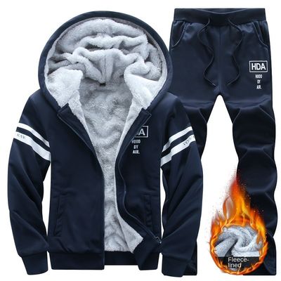 Camiseta con capucha gruesa y traje de deporte portátil para actividades al aire libre para hombres